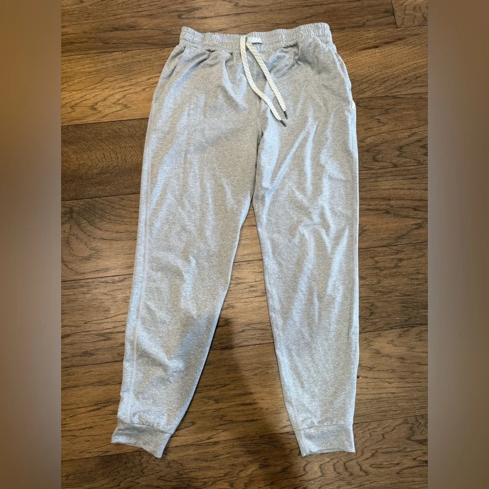 Vuori Pale Grey Heather Performance Jogger